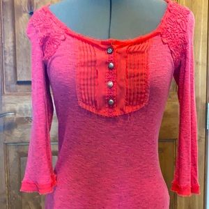 Bke boutique long sleeve blouse